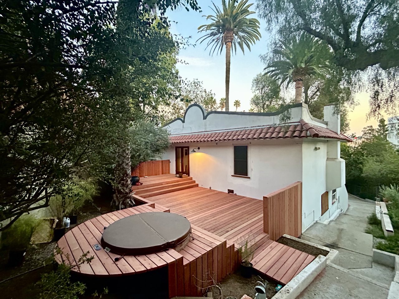 Redwood deck & hot tub